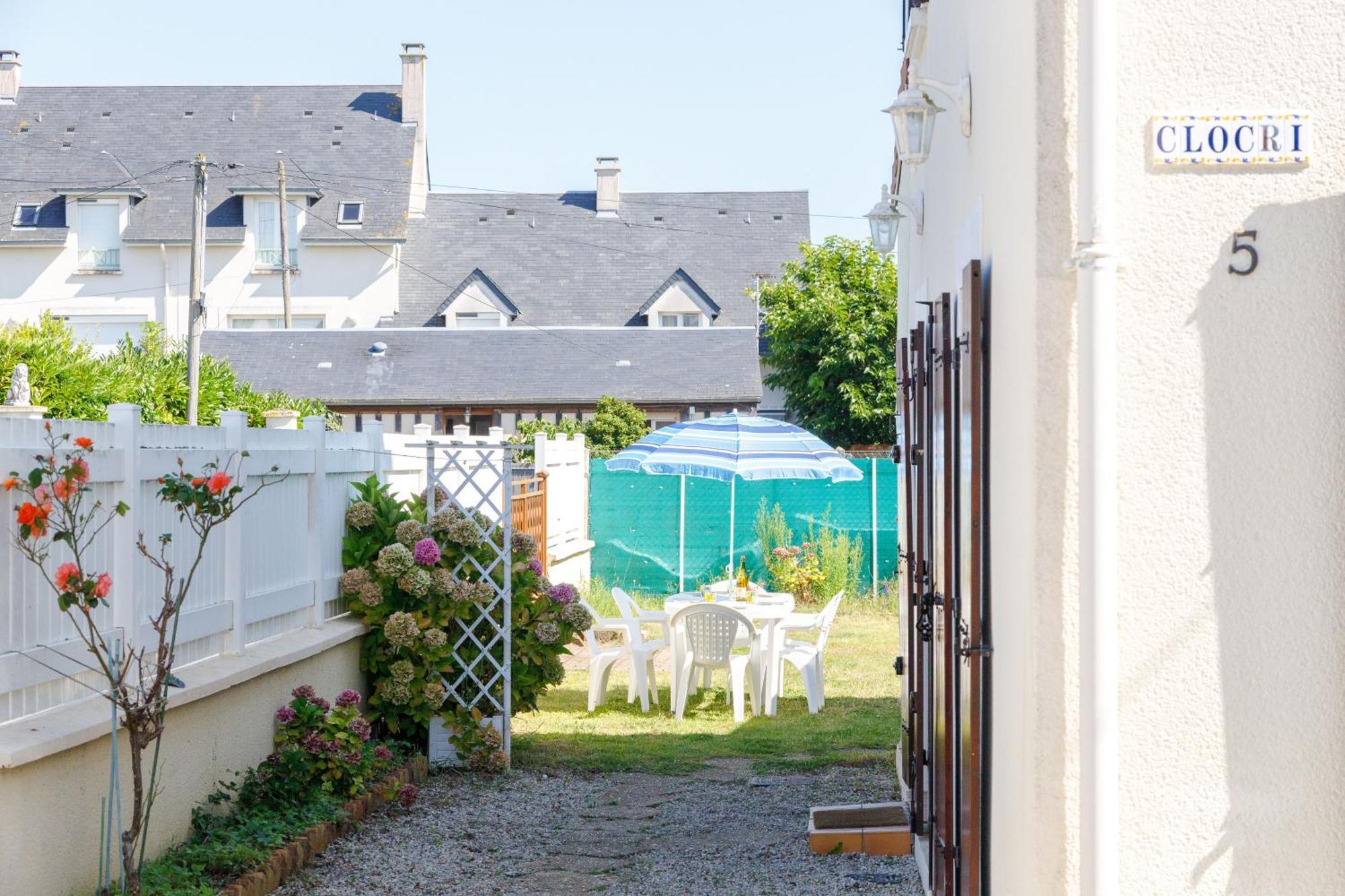 La Maison Cabourgeaise Proche Mer Exterior foto
